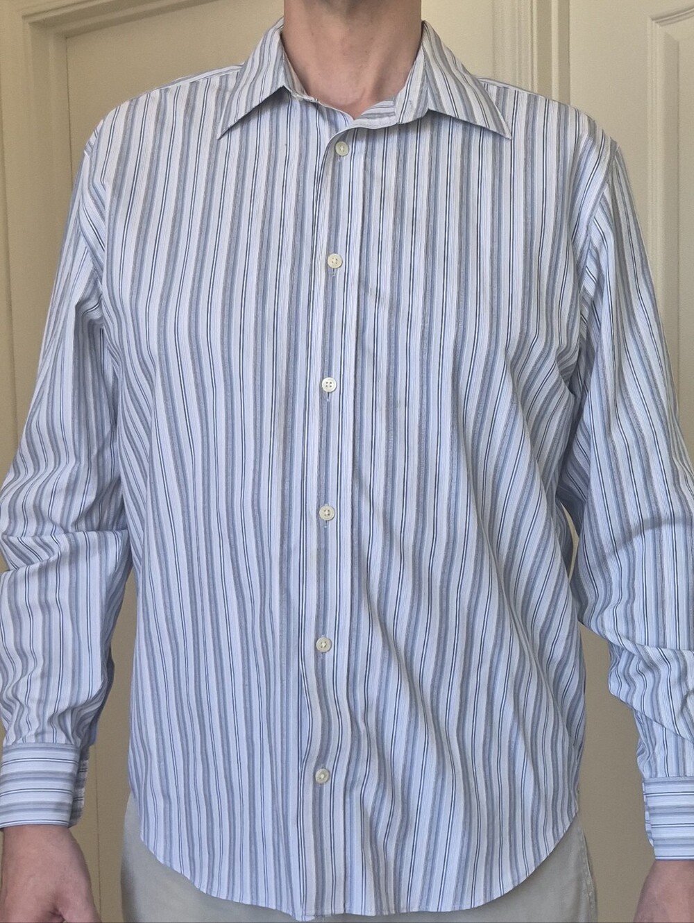 Eddie Bauer Slim fit, wrinkle free- Button up Shirt